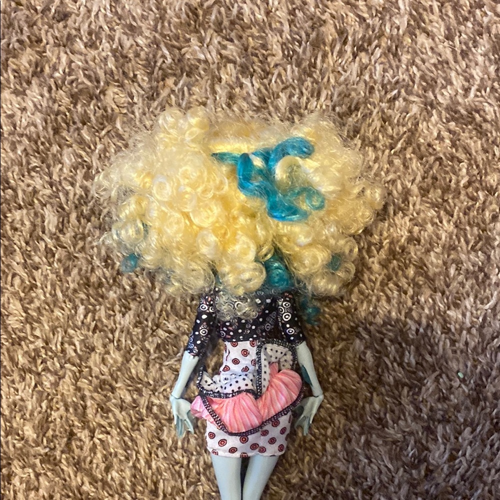 Lagoona Blue 2008 Monster High Doll - Picture 4 of 5